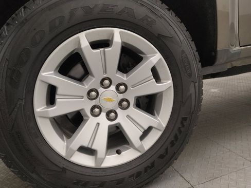 Used 2015 Chevrolet Colorado LT w/ LT Convenience Package image 31