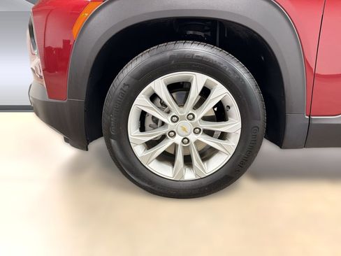Used 2023 Chevrolet TrailBlazer LS image 11