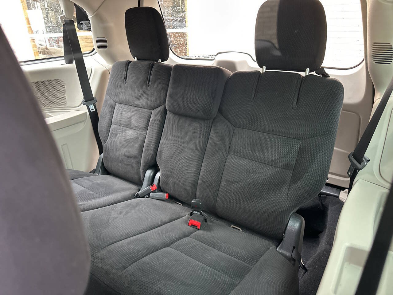 Used 2014 Dodge Grand Caravan FWD image 8