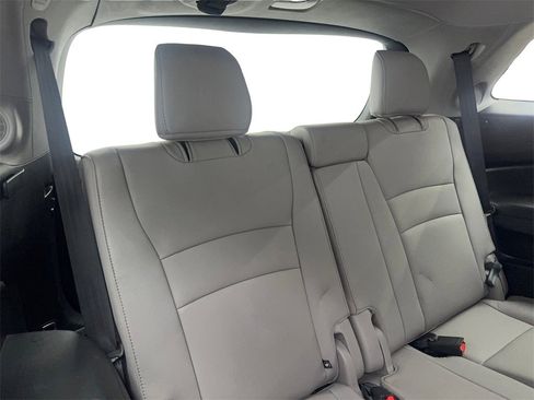 Used 2019 Honda Pilot Elite image 41