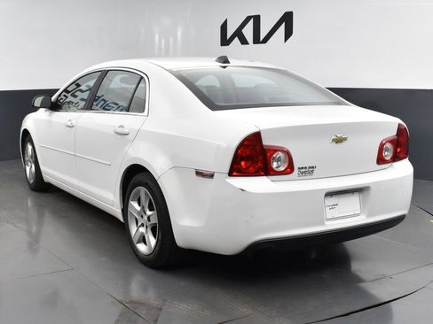 Used 2012 Chevrolet Malibu LS FWD image 4