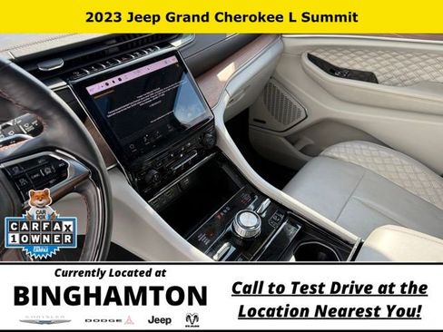 Used 2023 Jeep Grand Cherokee L Summit AWD/4WD image 12