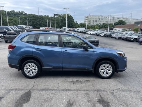 Used 2019 Subaru Forester w/ Alloy Wheel Package AWD/4WD image 2