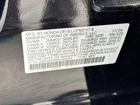 Certified 2024 Acura MDX FWD w/ Technology Package image 40