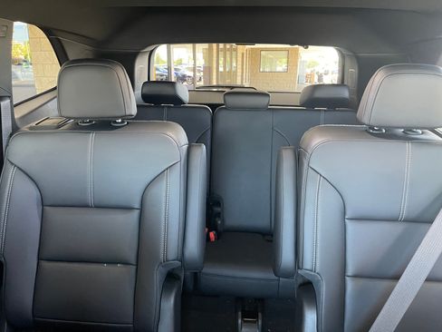 New 2026 GMC Acadia Elevation w/ Black Edition AWD/4WD image 18