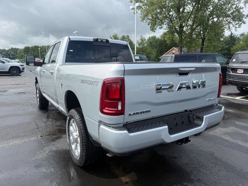 New 2026 RAM 2500 Laramie AWD/4WD image 6