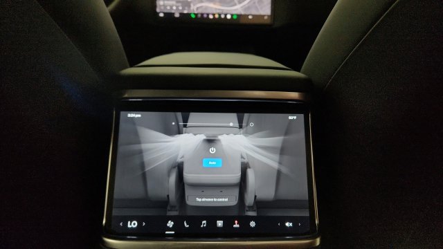 Used 2024 Tesla Model X AWD/4WD image 69