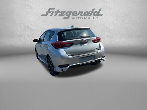Used 2018 Toyota Corolla iM w/ All-Weather Mat Package FWD image 6