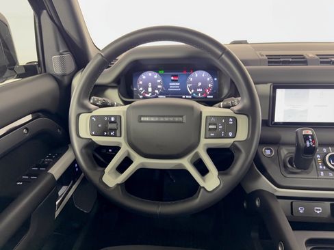 Used 2024 Land Rover Defender 110 S AWD/4WD image 10