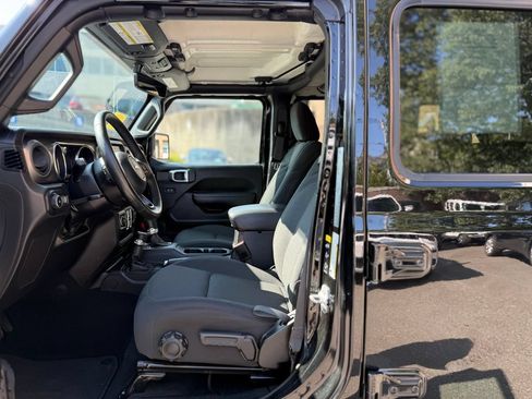 Used 2022 Jeep Wrangler Unlimited Sport AWD/4WD image 20