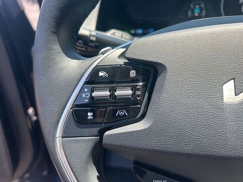 Used 2024 Kia EV6 Light AWD/4WD image 8