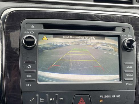 Used 2017 Buick Enclave Leather image 26