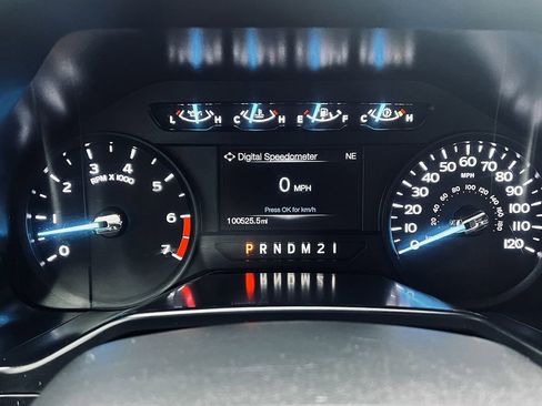 Used 2017 Ford F350 XLT image 9