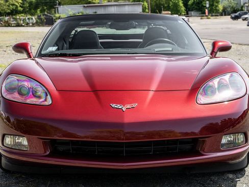 Used 2007 Chevrolet Corvette Coupe w/ Preferred Equipment Group RWD image 13