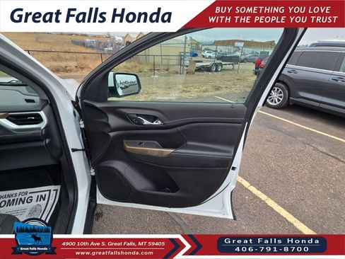 Used 2020 GMC Acadia SLE image 15