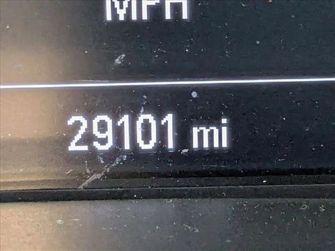 Used 2022 Chevrolet Colorado LT w/ LT Convenience Package image 14