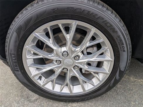 Used 2021 Jeep Grand Cherokee L Summit w/ Advanced Protech Group IV image 9