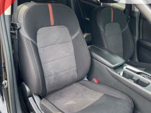 Certified 2023 Nissan Sentra SR w/ Trunk Package FWD image 11
