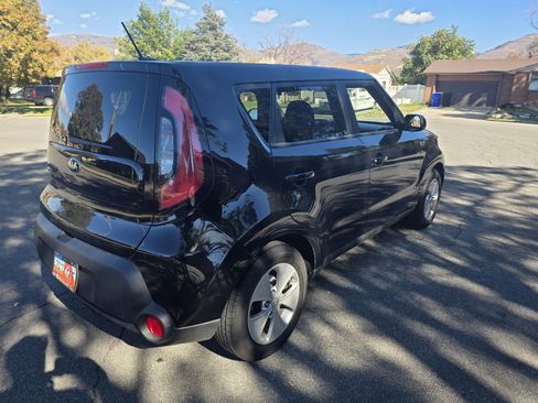 Used 2016 Kia Soul image 5