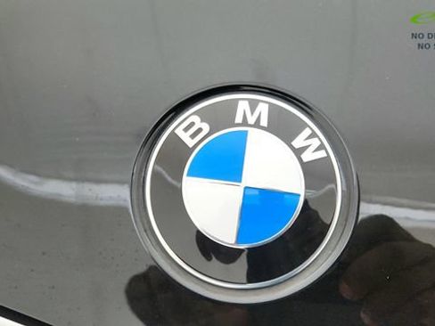 Used 2025 BMW 330i xDrive Sedan AWD/4WD image 18