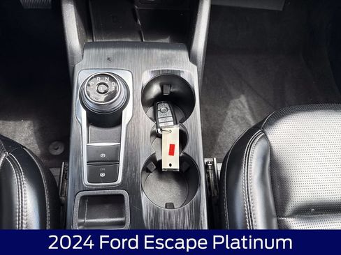 Used 2024 Ford Escape Platinum AWD/4WD image 25