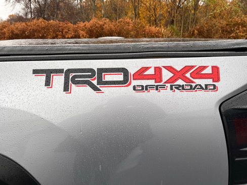 Used 2020 Toyota Tacoma TRD Off-Road image 13