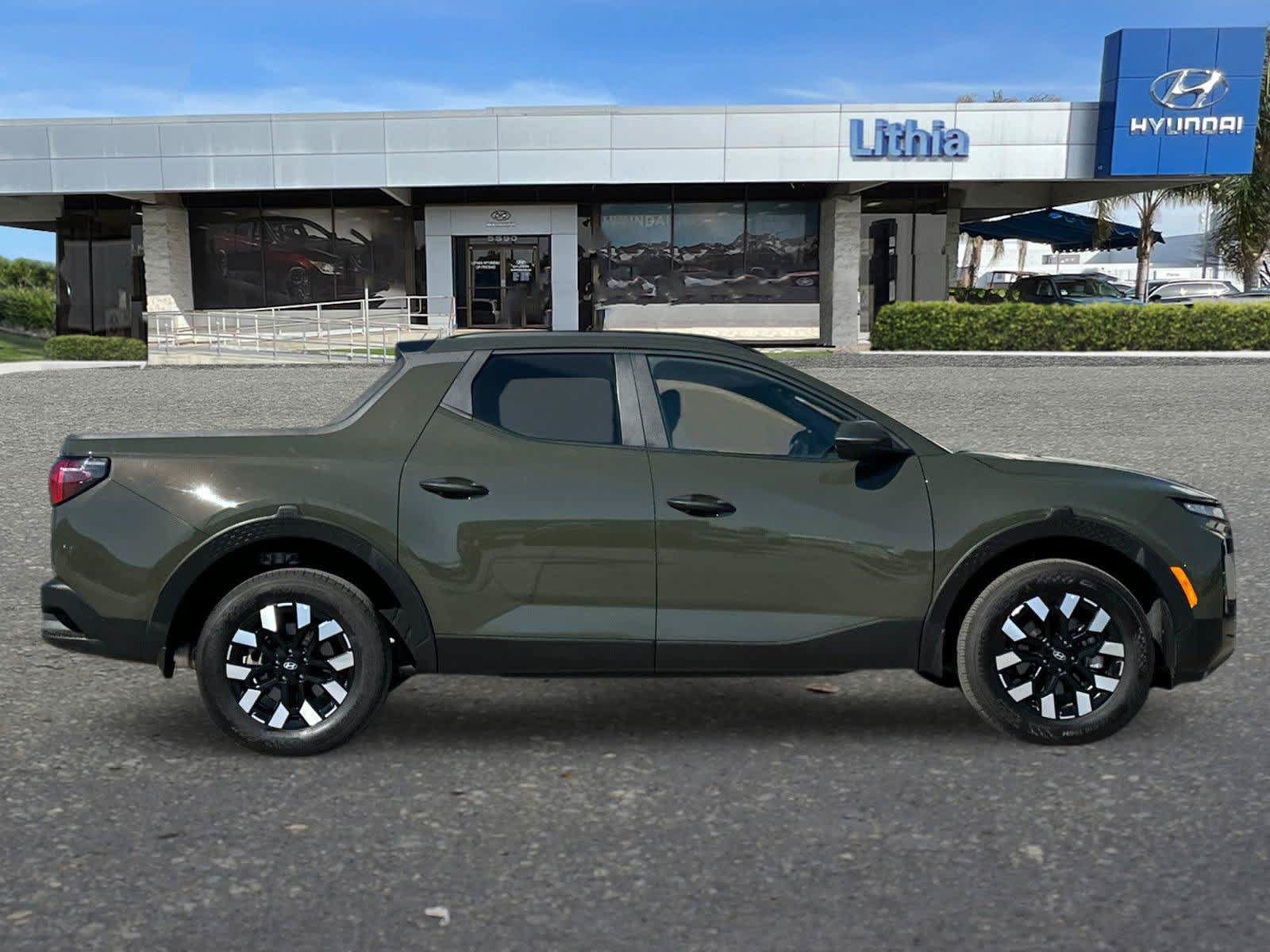 Certified 2026 Hyundai Santa Cruz SEL FWD image 9