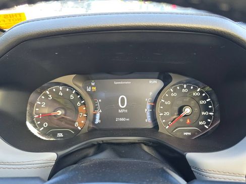 Used 2023 Jeep Compass Limited w/ Sun and Sound Group AWD/4WD image 22