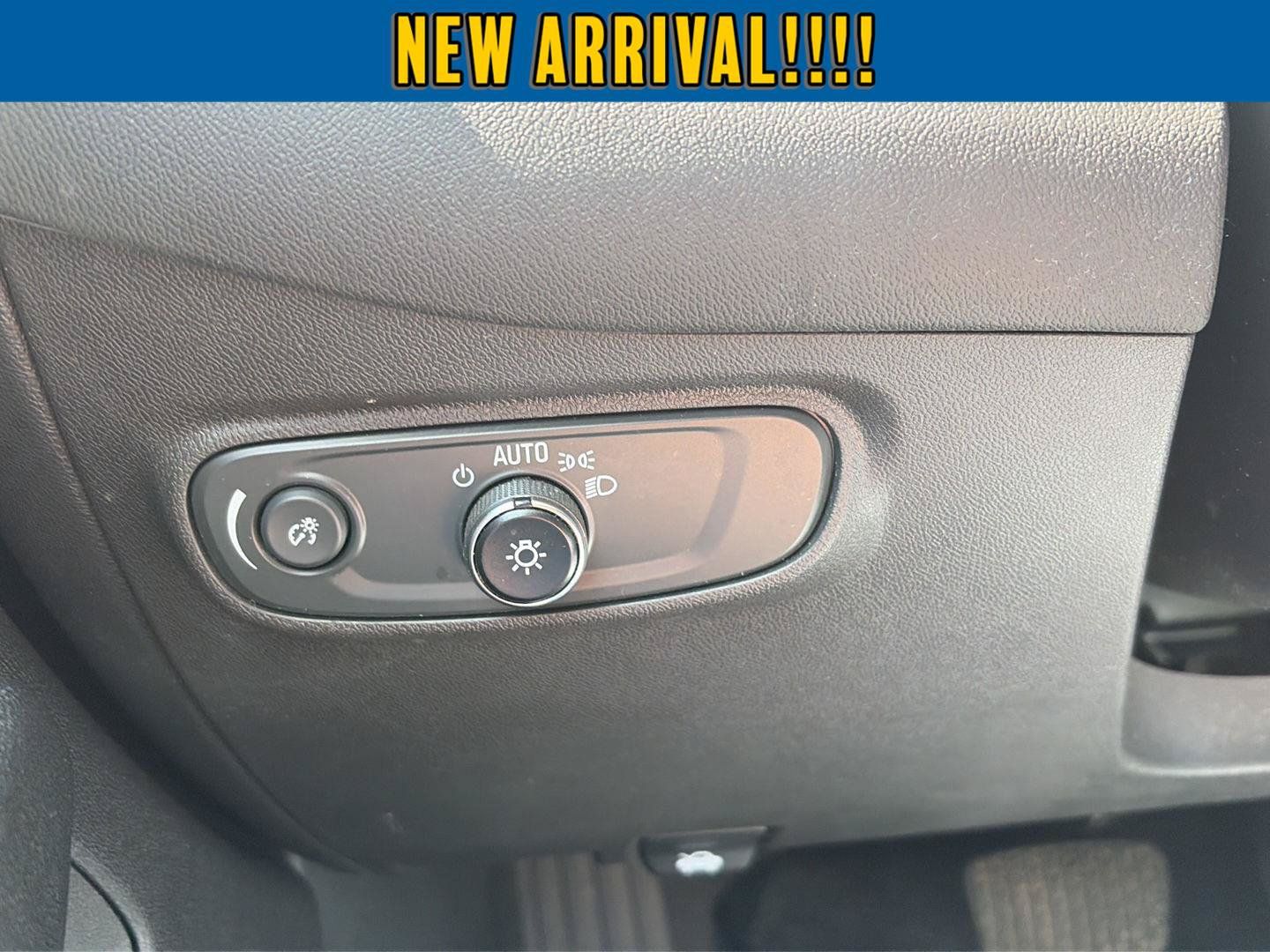 Used 2023 Chevrolet Equinox LT AWD/4WD image 21
