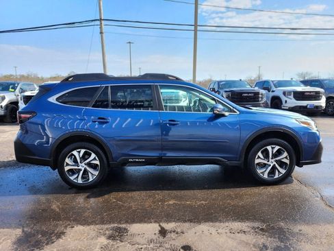 Used 2022 Subaru Outback Limited AWD/4WD image 6