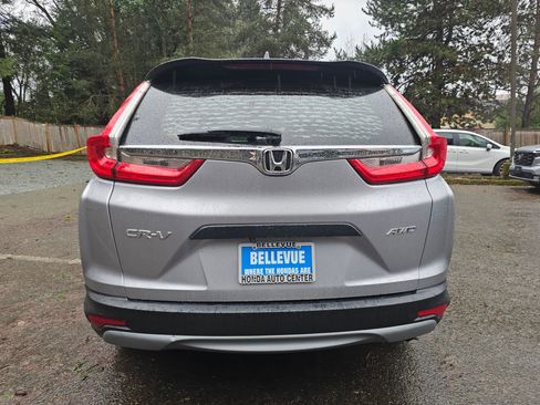 Used 2018 Honda CR-V LX image 6