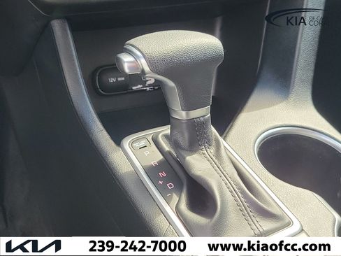 Used 2020 Kia Sportage LX FWD image 29