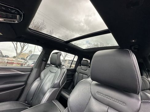 Used 2023 Jeep Grand Cherokee L Overland w/ Luxury Tech Group IV RWD image 28