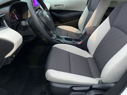 New 2026 Toyota Corolla LE image 9