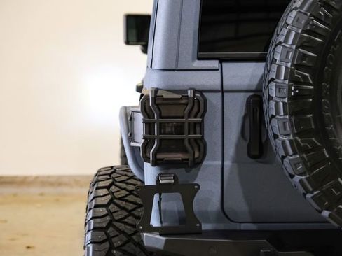 Used 2025 Jeep Wrangler Unlimited Rubicon w/ Technology Group image 71