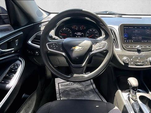 Used 2023 Chevrolet Malibu LS FWD image 7