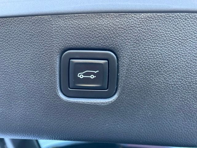 Used 2022 Chevrolet Blazer LT AWD/4WD image 9
