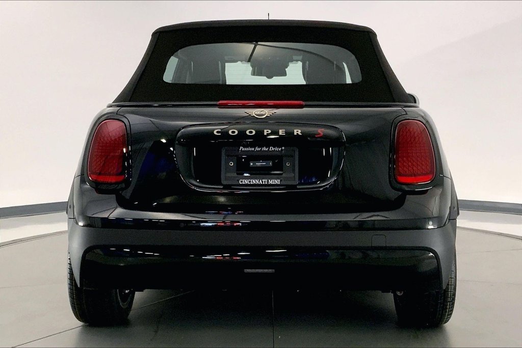 New 2026 MINI Cooper S FWD image 3