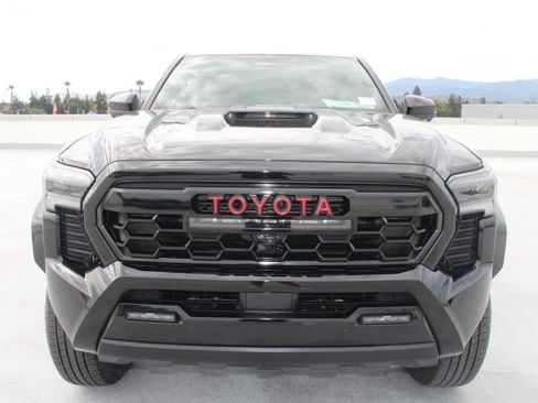 Certified 2025 Toyota Tacoma TRD Pro w/ Tow Tech Package AWD/4WD image 9