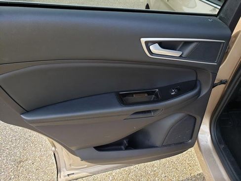 Certified 2020 Ford Edge SEL w/ Convenience Package image 15