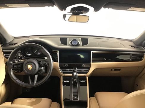 Certified 2023 Porsche Macan Turbo image 24