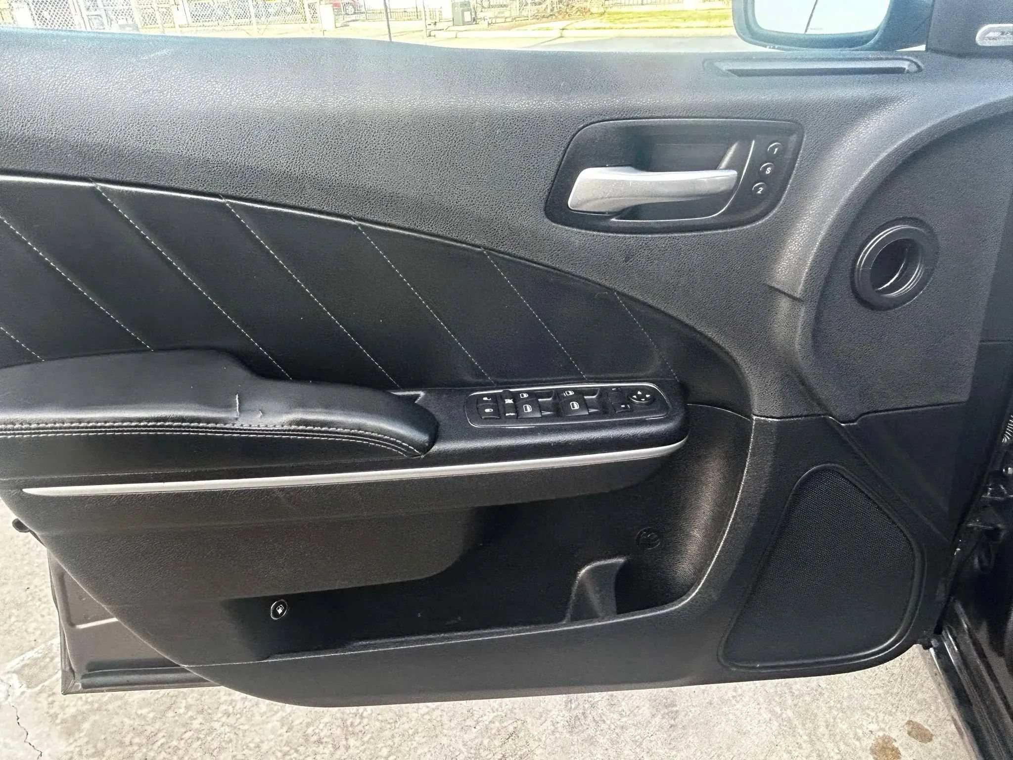 Used 2015 Dodge Charger SXT w/ Plus Group RWD image 7