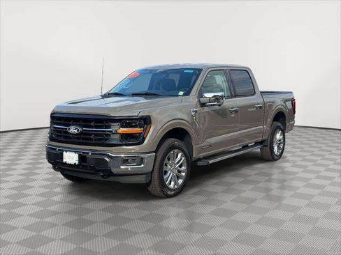 Used 2026 Ford F150 XLT w/ Equipment Group 302A MID AWD/4WD image 3