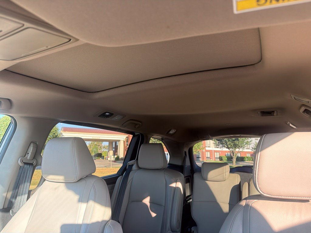 Certified 2024 Honda Odyssey EX-L image 25
