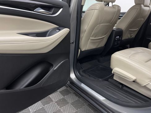 Used 2018 Buick Enclave Premium FWD image 39