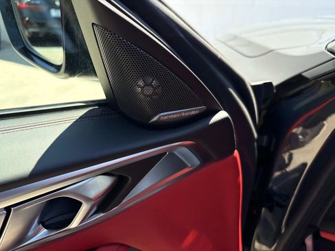 Used 2024 BMW M4 Competition image 19