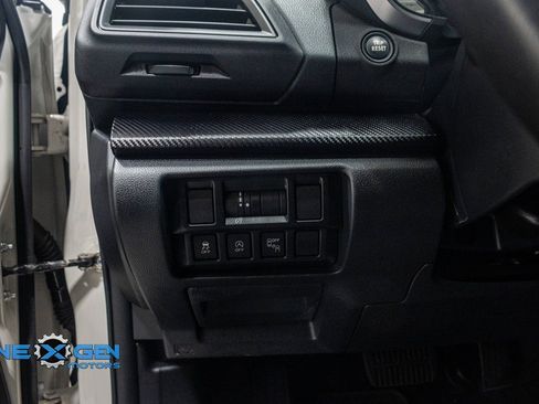 Used 2020 Subaru Crosstrek 2.0i Premium w/ Moonroof Package 2 image 15