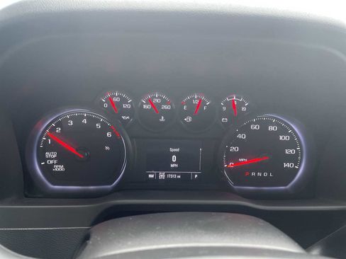 Certified 2022 Chevrolet Silverado 1500 Custom image 11