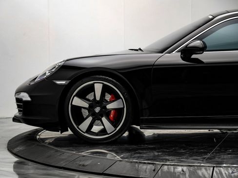 Used 2014 Porsche 911 50th Anniversary Edition image 6