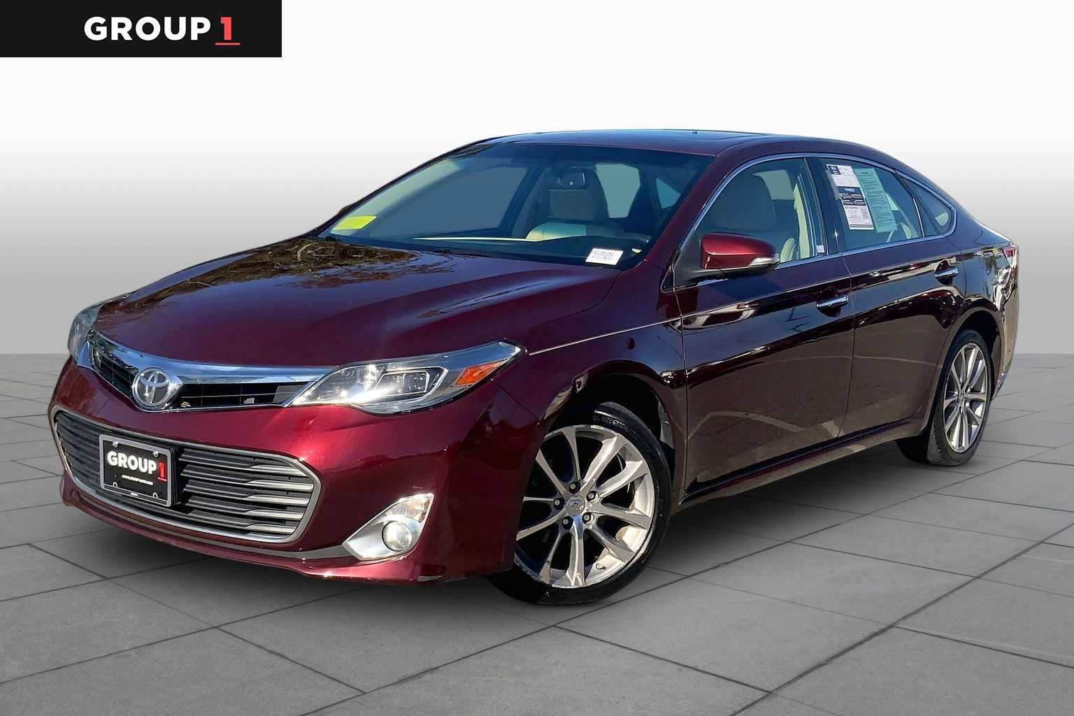 Used 2015 Toyota Avalon XLE Touring FWD image 1